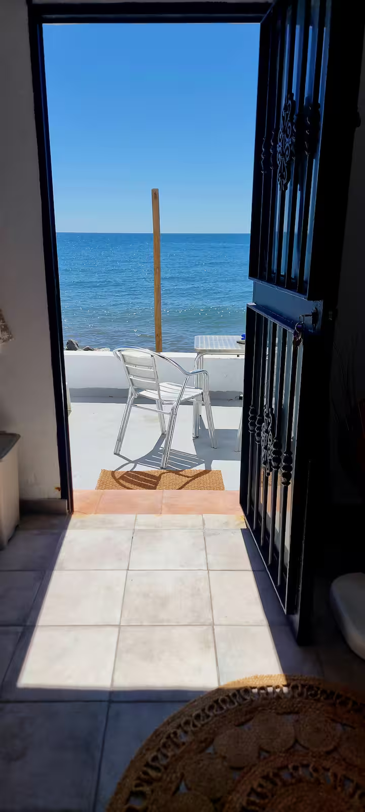 Sol apartment with sea view